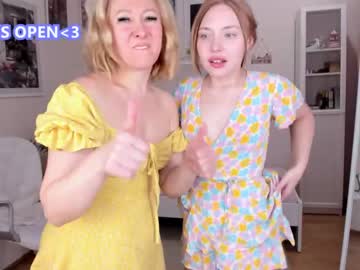 girl
        wehaveatrouble cam image #251278