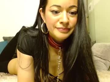 girl
        emilyalexa cam image #4230024