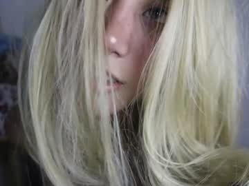 girl
        wendy_daniela cam image #4613036