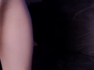 girl
        owlluree cam image #3662185