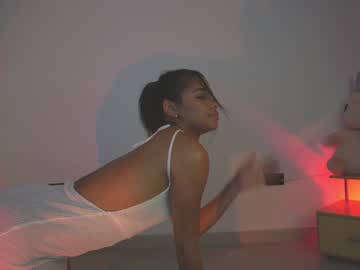 girl
        camilitasu cam image #1555738