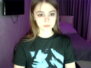 girl
        tripleprinces cam image #512969