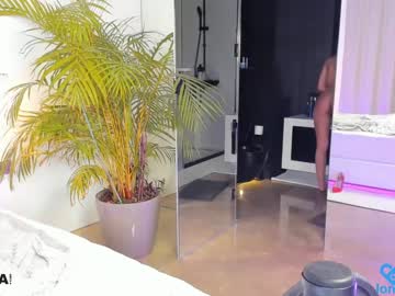 girl
        lonelyflowerr cam image #587954