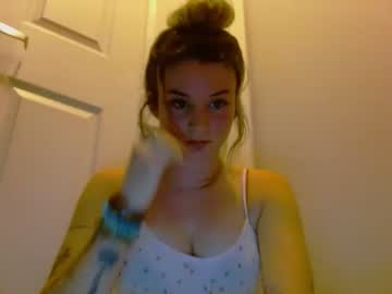 girl
        scarlettmartin cam image #2206735