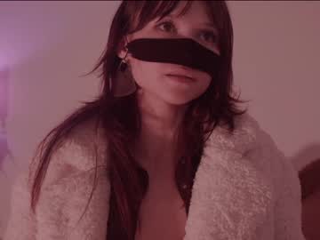 girl
        chaturbatable cam image #2154602