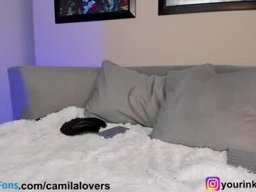 girl
        camilalovers01 cam image #1335178