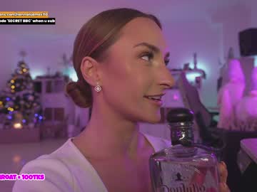 girl
        hannahjames710 cam image #2042649