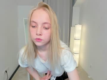 girl
        appr0ved cam image #380355