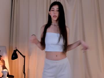girl
        zarascarlett cam image #2042493