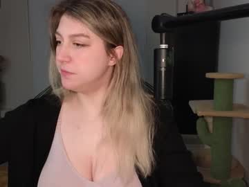 girl
        alexa_dream cam image #2690185