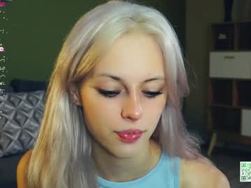 girl
        audreycarvin cam image #3062630