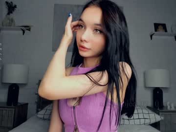 girl
        riskyproject cam image #1727037