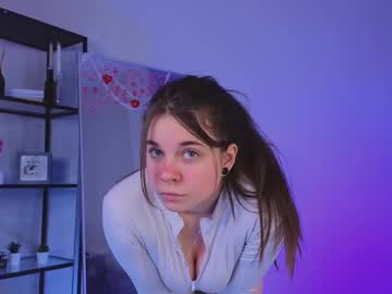 girl
        miss_spider cam image #4151303