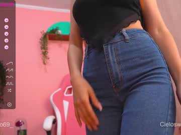 girl
        cielo69_ cam image #1272849