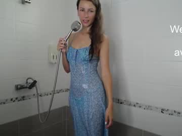 girl
        anna_shine_ cam image #4065517