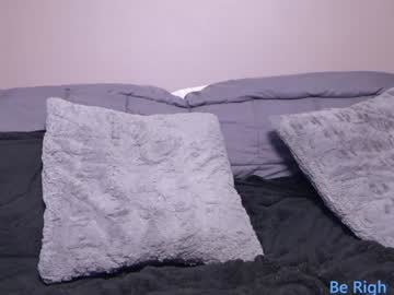 couple
        emmycb cam image #3189884