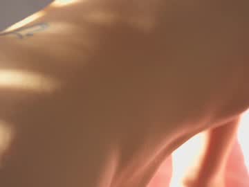 girl
        sunniedayz cam image #463242
