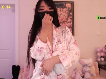girl
        isbunny_ cam image #2307570