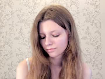 girl
        alainaestrada cam image #1772428