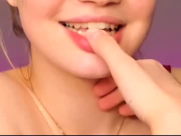 girl
        vanessamo cam image #205032