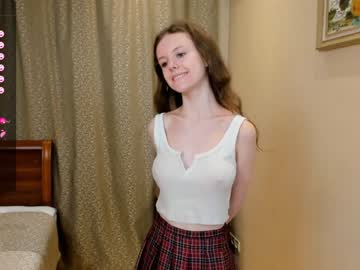 girl
        maryrogersa cam image #1618955