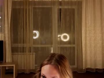 girl
        lynettedendy cam image #4580230