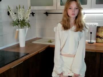 girl
        maudbayles cam image #3558668