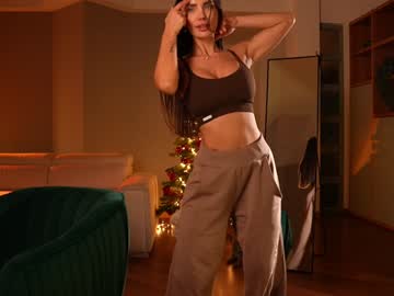 girl
        jseductiveart cam image #3904749