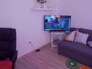 girl
        antonia_shine cam image #317402
