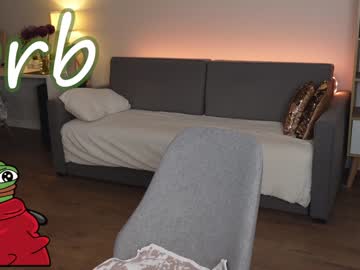 girl
        laura_sanguinar cam image #1923126