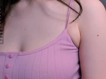 girl
        jemmynow cam image #1644047