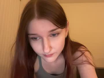 girl
        tinytittytia cam image #4582695