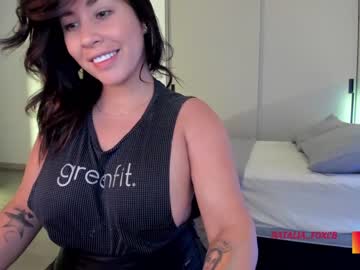 girl
        amy_queen7 cam image #1210814
