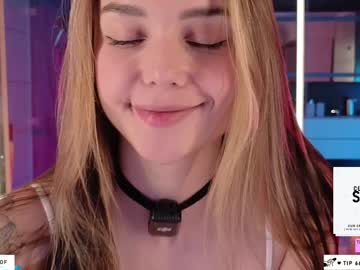 girl
        oooops__ cam image #3914518