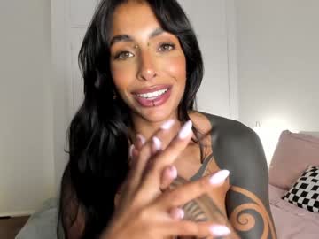 girl
        kaligray10 cam image #3076904