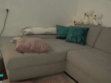 girl
        sweety_rinushka_ cam image #3292750