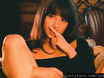 girl
        ingennui cam image #1741730