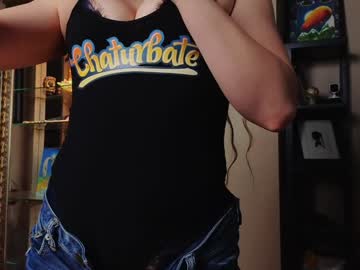 girl
        chroniclove cam image #4451462