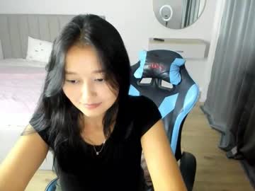 girl
        oeku cam image #3489067