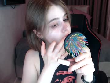 girl
        tripleprinces cam image #3244297