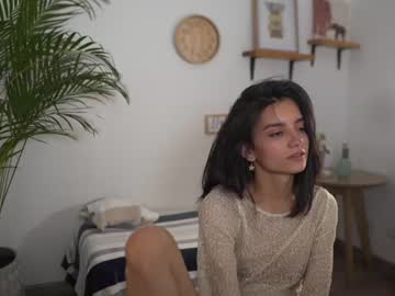 girl
        urcutelinda cam image #2775091