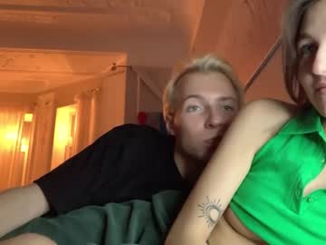 couple
        witch_witch99 cam image #128515