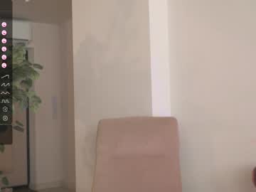 girl
        oki_dokie cam image #1604856