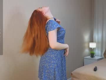 girl
        shirleywhitney cam image #3211612