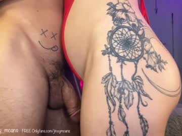 couple
        jinxy_moans cam image #1976572