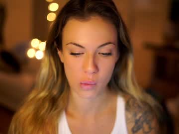 girl
        melodymate cam image #2932195