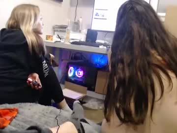 couple Webcam Girls Sex Thressome And Foursome with greekgodandgoddess