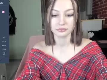 couple
        sweetdlc cam image #2132948