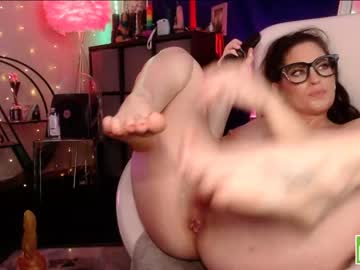 girl
        milf_lacey cam image #2474167