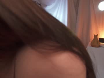 girl
        sunny_maria cam image #2410646